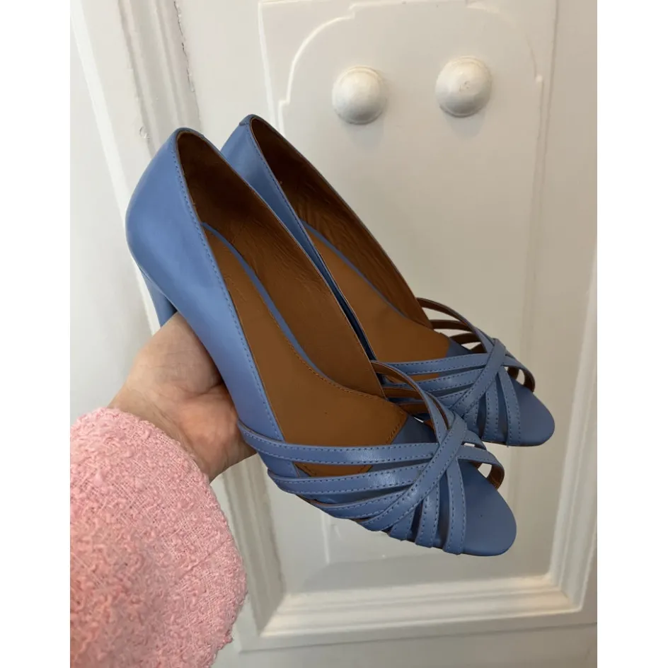 all_i_need_leather__electric_blue_2.webp Copenhagen Shoes Sandaler Med Hæl | Stiletter*ALL I NEED LEATHER - ELECTRIC BLUE Alli need leather heels electric blue