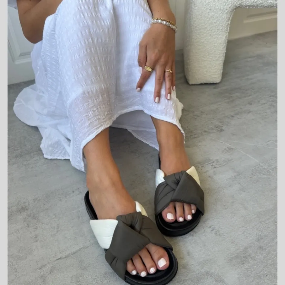 Copenhagen Shoes Flade Sandaler*BE LIKE ME - Army multi