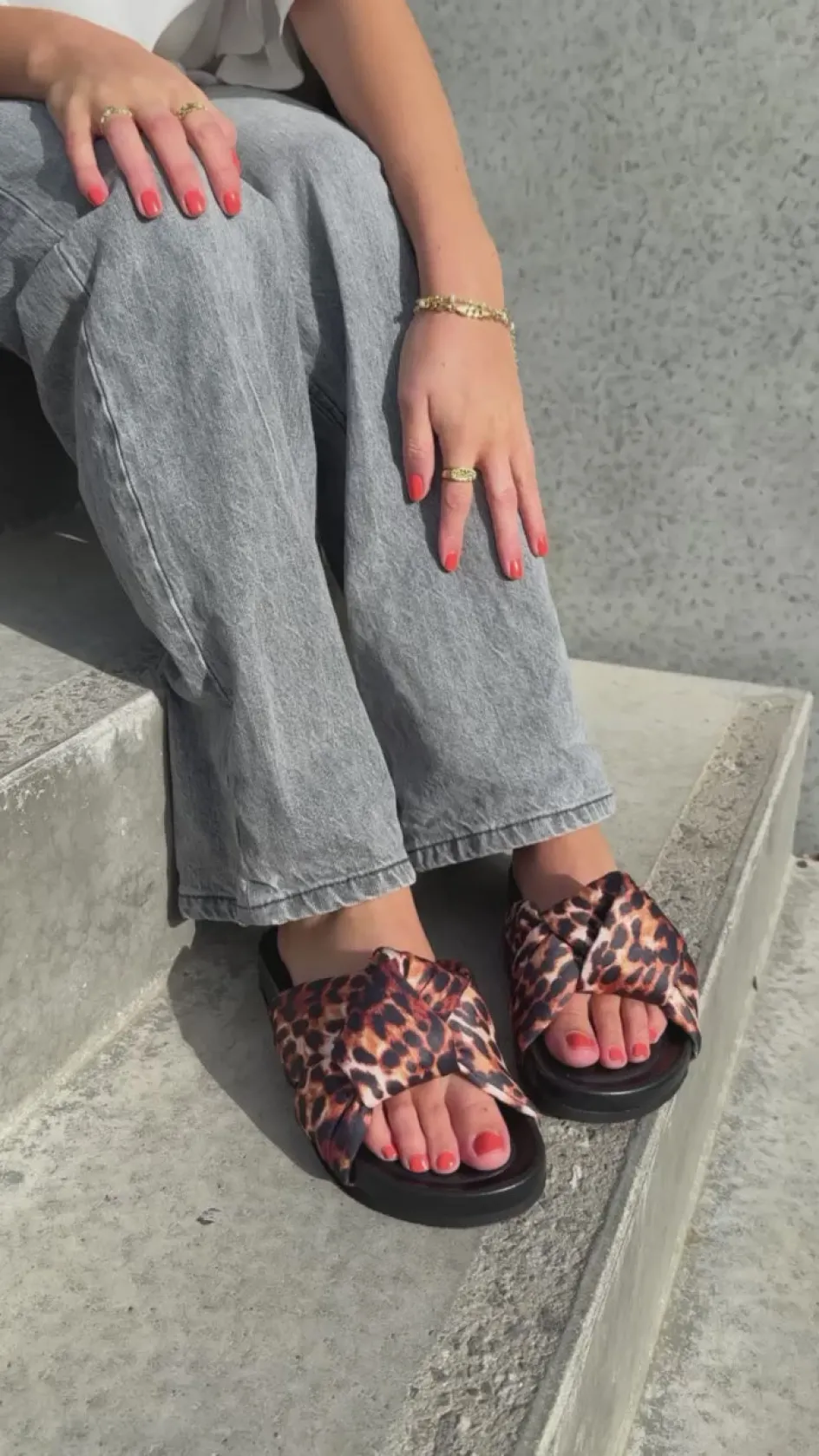 be_like_me__brown_leopard_10.webp Copenhagen Shoes Flade Sandaler*BE LIKE ME - Brown leopard