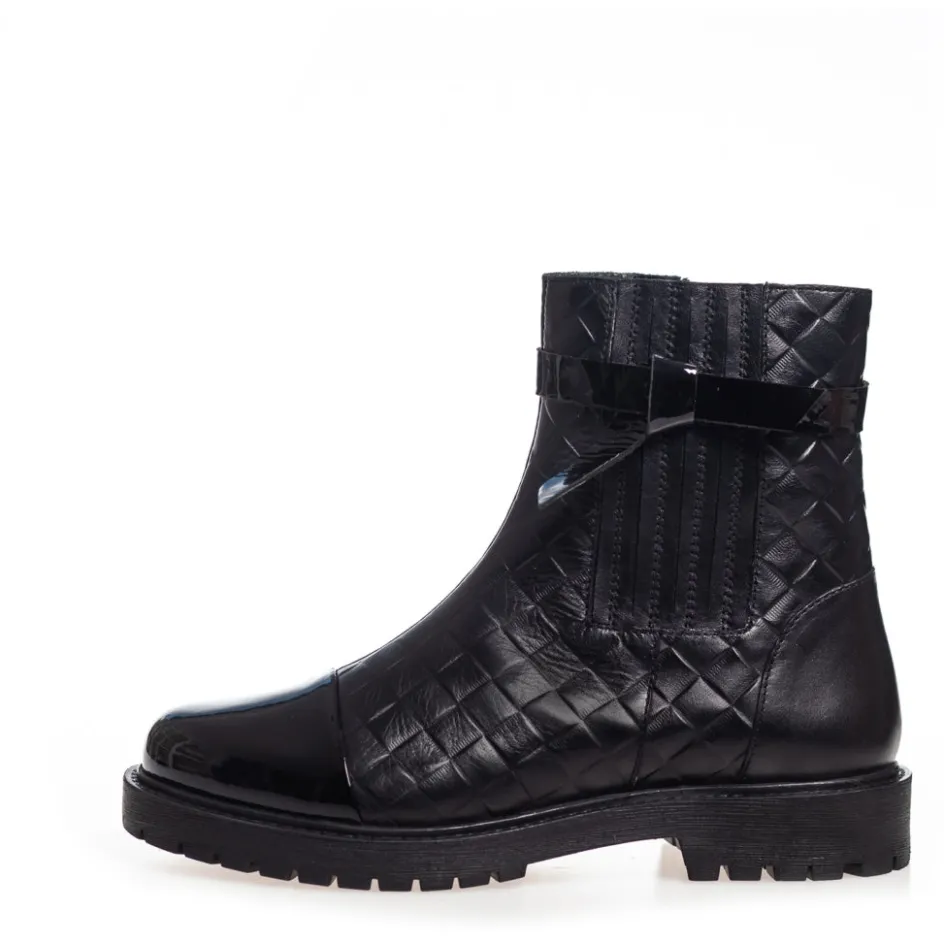be_my_guest__black_patent_5.webp Copenhagen Shoes Ankelstøvler*BE MY GUEST - BLACK PATENT Bemy guest boot black patent