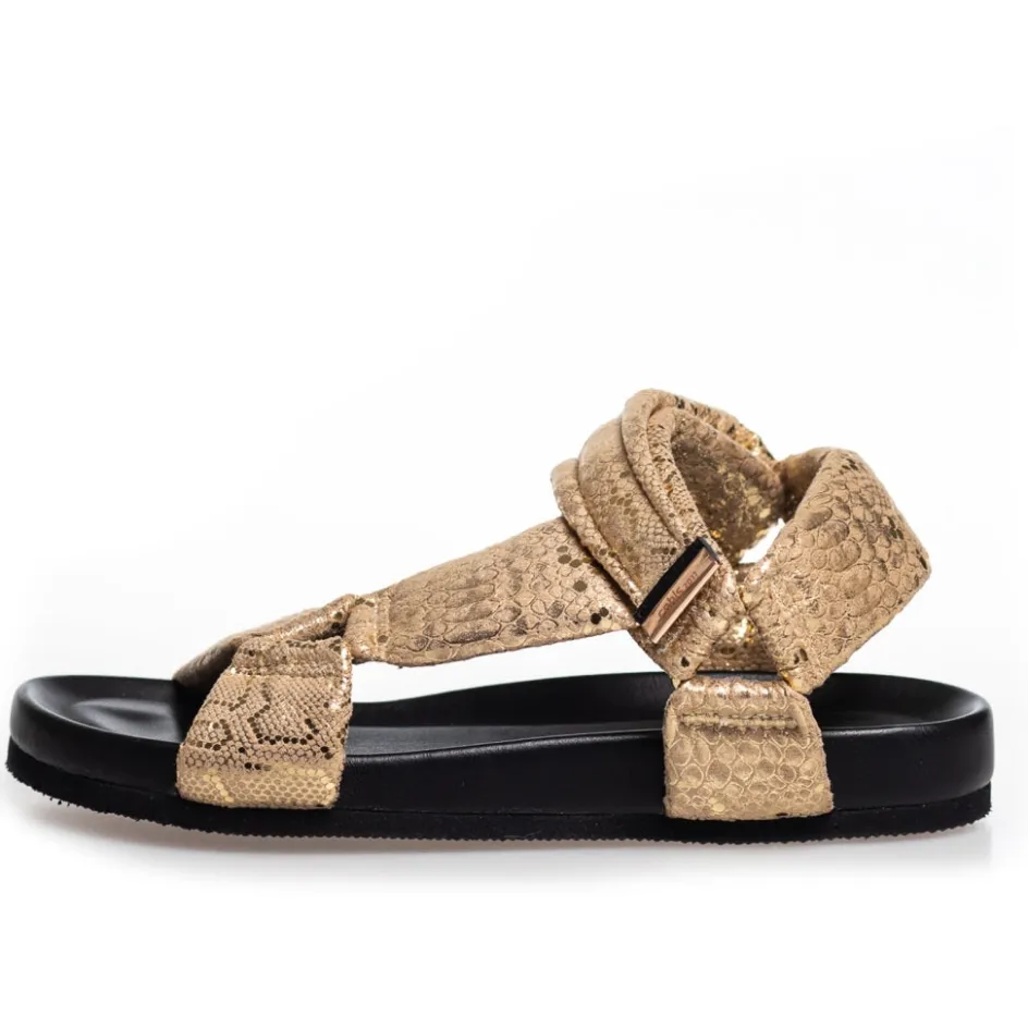 Copenhagen Shoes Flade Sandaler*CARRIE MOON - Gold Snake Carriemoon sandal gold snake