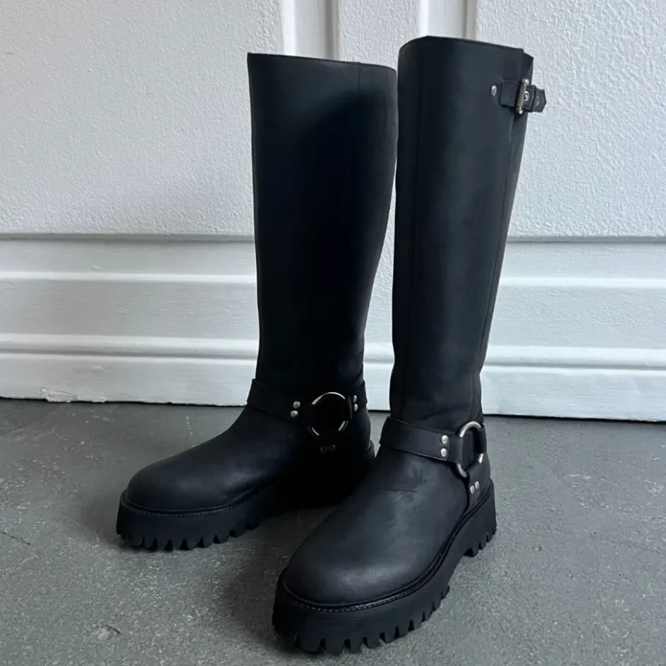come_rock_me__black_7.webp Copenhagen Shoes Lange Støvler*COME ROCK ME - Black