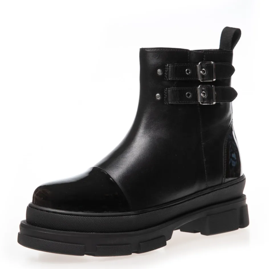 follow_the_way__black_patent_3.webp Copenhagen Shoes Chelsea Boots | Ankelstøvler*FOLLOW THE WAY - Black Patent Followthe way stoevler black patent