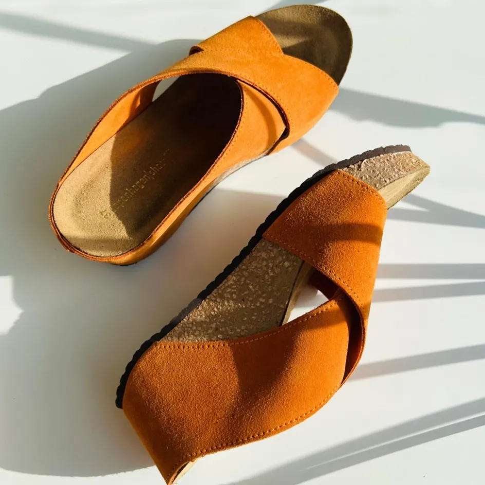 frances__suede__orange_arancio__2-1.webp Copenhagen Shoes Sandaler Med Kilehæle*FRANCES 22 Suede - ORANGE (ARANCIO 400) Orange arancio 400