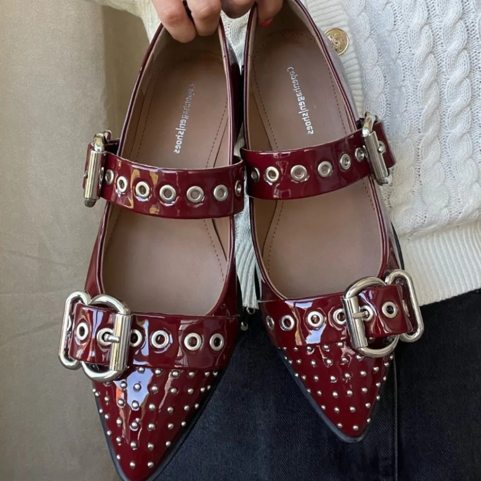 future_vibes_patent_p__bordo_2.webp Copenhagen Shoes Loafers | Ballerinasko*FUTURE VIBES PATENT (P) - Bordo