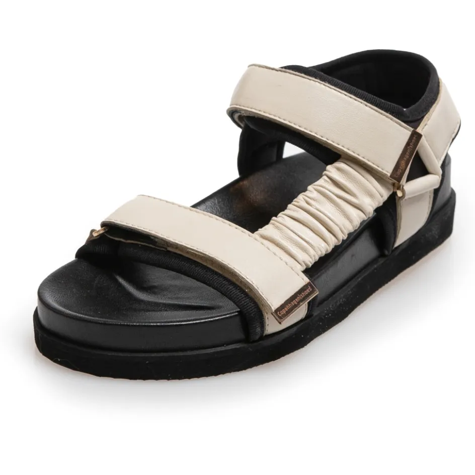 go_for_beach__nude_cloud_2.webp Copenhagen Shoes Flade Sandaler*GO FOR BEACH - NUDE (CLOUD) Nude cloud