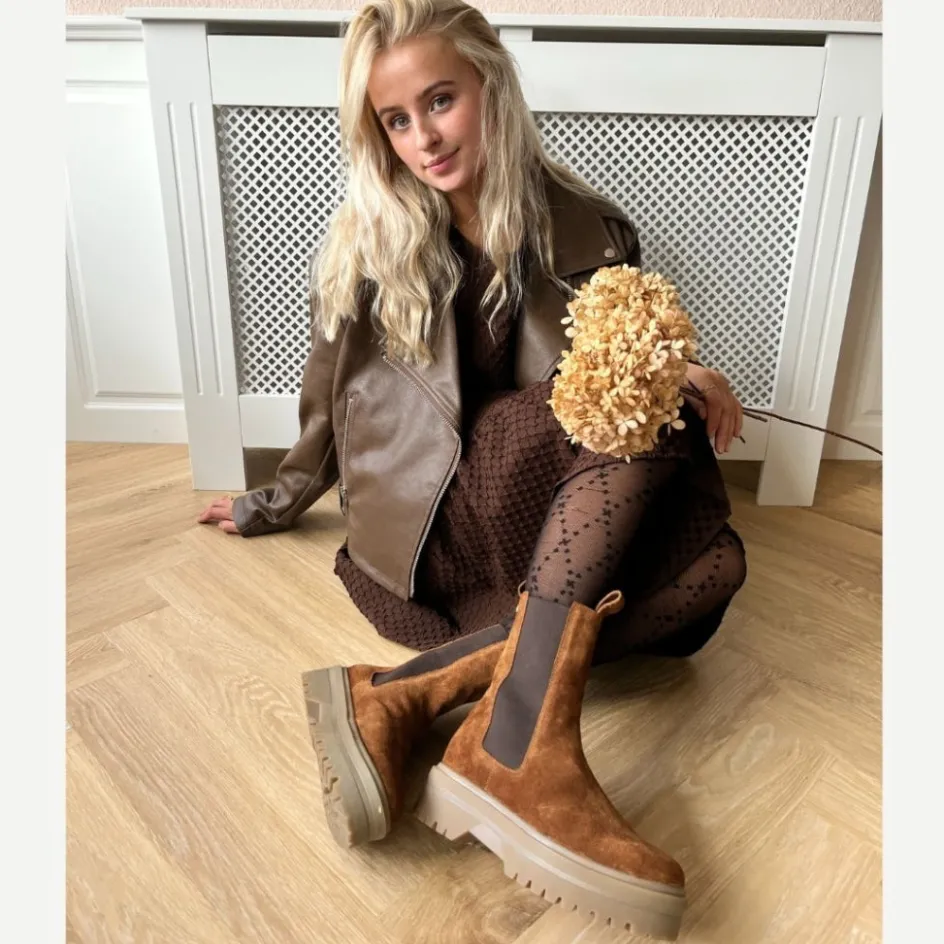 Copenhagen Shoes Chelsea Boots | Ankelstøvler*GOING SUEDE 22 - ARMY W/brown Sole Goingsuede 22 boot army w brown sole