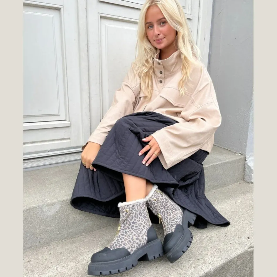 it_is_just_a_snow_day_lep__lep_2.webp Copenhagen Shoes Ankelstøvler*IT IS JUST A SNOW DAY LEP. - LEP Itis just a snow day lep stoevler lep