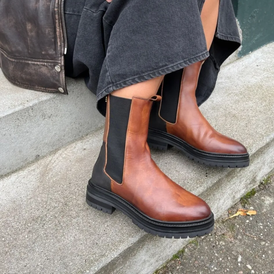Copenhagen Shoes Ankelstøvler*IT'S A KIND OF MAGIC - COGNAC/BLACK/BROWN Itsa kind of magic boots cognac black brown