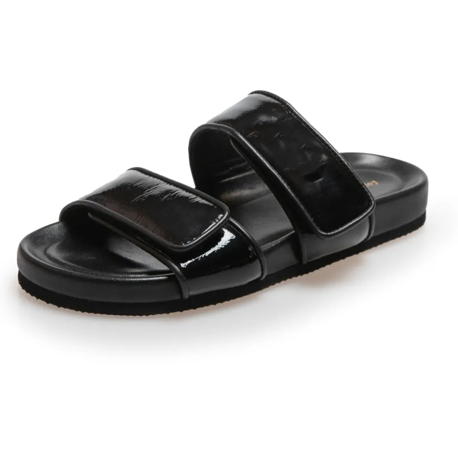 make_it_work__black_patent_7.webp Copenhagen Shoes Flade Sandaler*MAKE IT WORK - Black patent