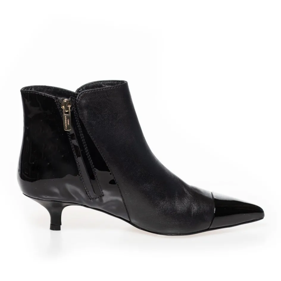 milan_girl__black_patent_3.webp Copenhagen Shoes Støvler Med Hæl | Ankelstøvler*MILAN GIRL - BLACK PATENT Milangirl boot black patent