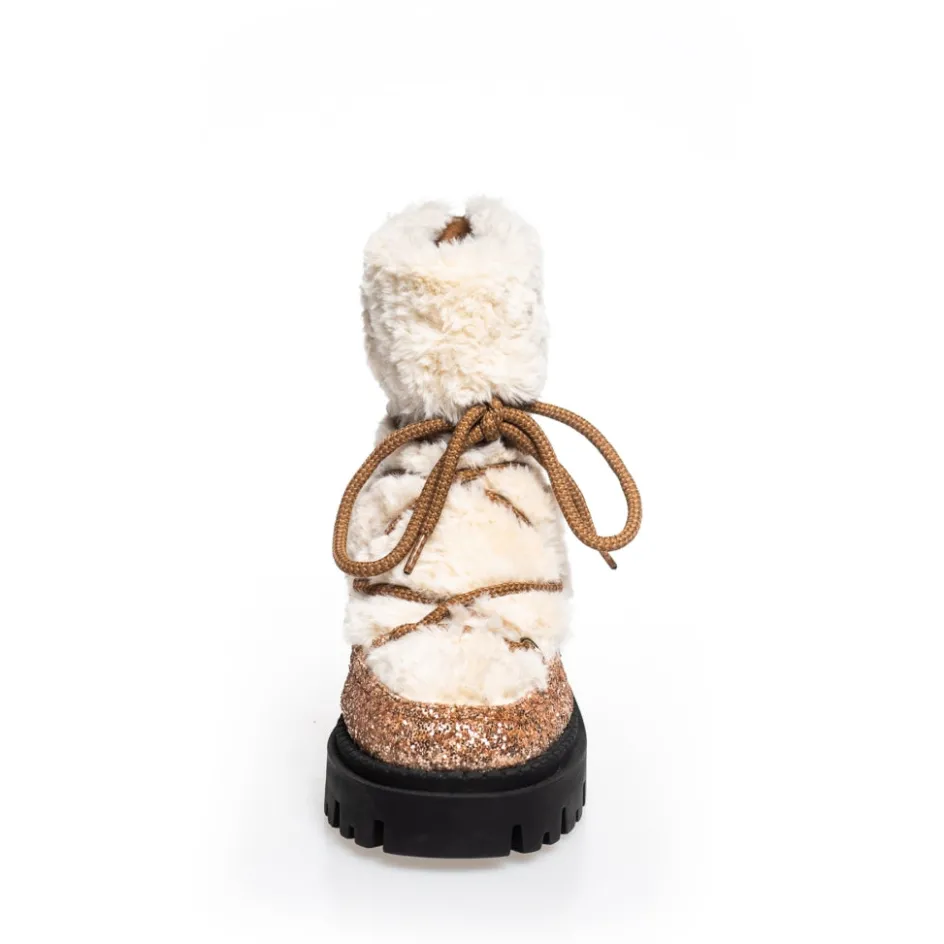 my_winter_boots__glitter__bronzeoffwhite_2.webp Copenhagen Shoes Ankelstøvler*MY WINTER BOOTS - GLITTER - BRONZE/OFFWHITE Mywinter boots glitter boot bronze offwhite