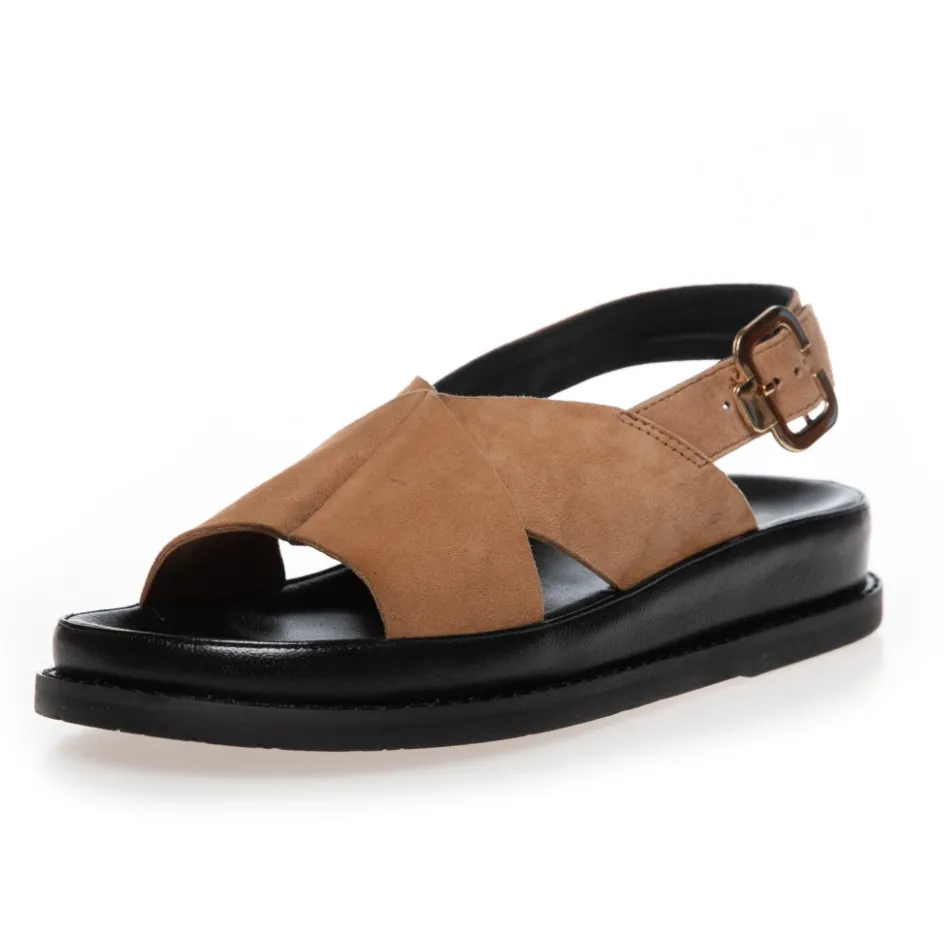 new_stronger___suede__safari_6.webp Copenhagen Shoes Flade Sandaler*NEW STRONGER 23 - SUEDE - Safari