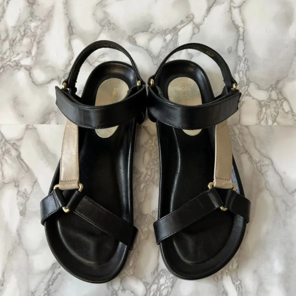 Copenhagen Shoes Flade Sandaler*PEACE Multi - Black Multi Peacemulti sandal black multi