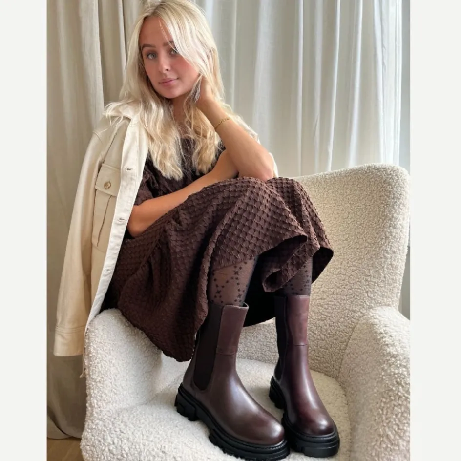 penny_girl__dark_brown_black_outsole_8.webp Copenhagen Shoes Chelsea Boots | Ankelstøvler*PENNY GIRL - Dark Brown (black Outsole) Pennygirl boot dark brown black outsole