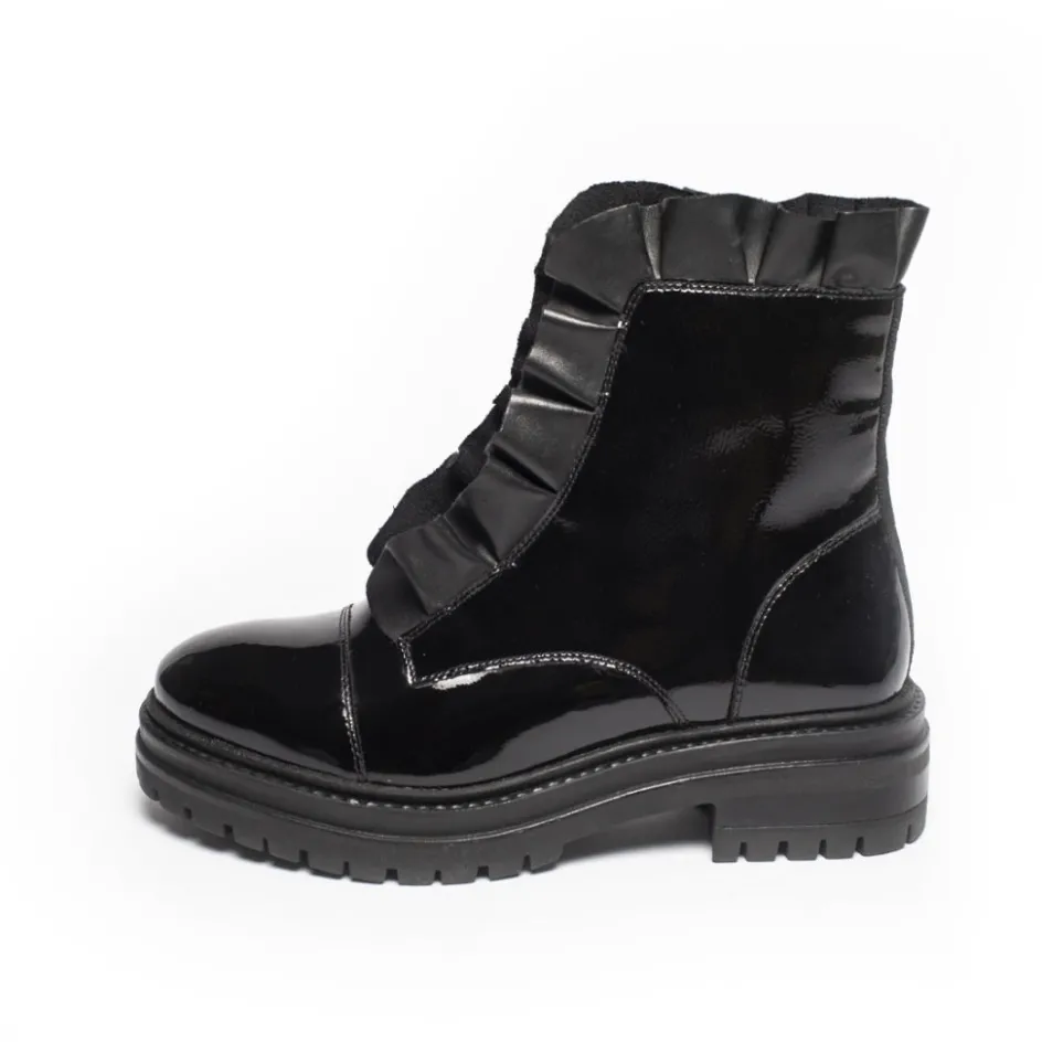 Copenhagen Shoes Ankelstøvler*PRETTY ALL PATENT Copenhagenshoes By Josefine Valentin - Black Patent Prettyall patent copenhagenshoes by josefine valentin boot black patent