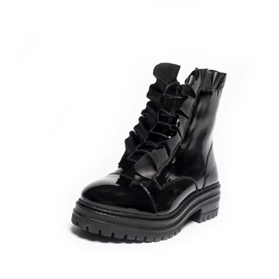Copenhagen Shoes Ankelstøvler*PRETTY ALL PATENT Copenhagenshoes By Josefine Valentin - Black Patent Prettyall patent copenhagenshoes by josefine valentin boot black patent