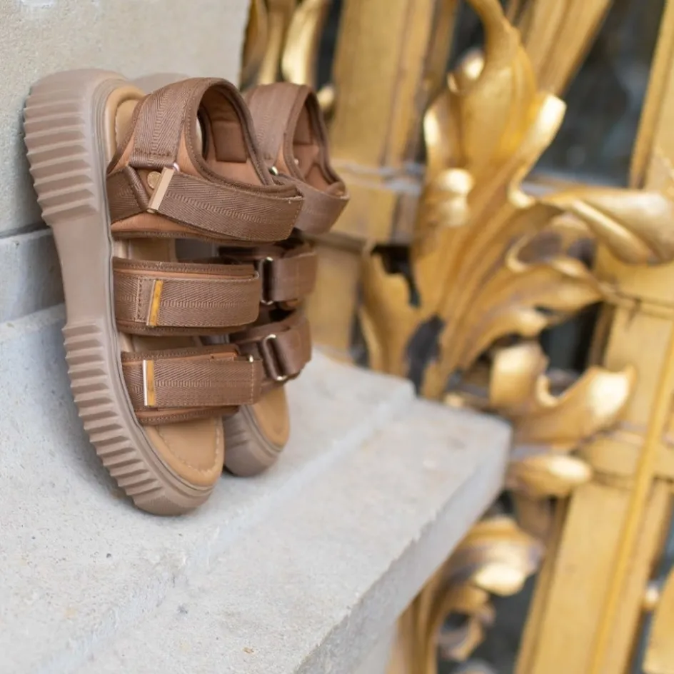 rock_me_beige__beige_2.webp Copenhagen Shoes Flade Sandaler*ROCK ME BEIGE - BEIGE Rockme beige sandal beige