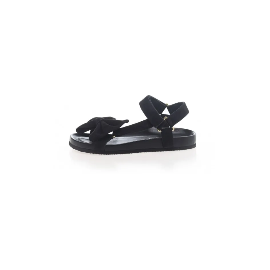 sky_and_diamonds__suede__black_6.webp Copenhagen Shoes Flade Sandaler*SKY AND DIAMONDS 23 SUEDE - BLACK Skyand diamonds 23 suede sandal black