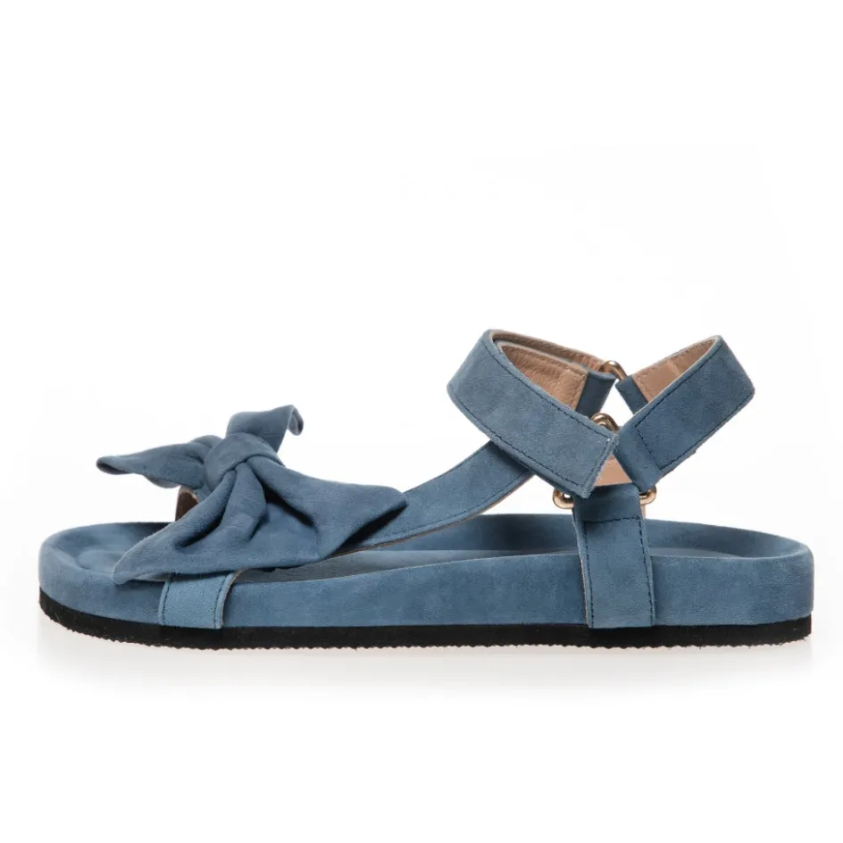 sky_and_diamonds__suede__denim_blue_3.webp Copenhagen Shoes Flade Sandaler*SKY AND DIAMONDS 23 SUEDE - Denim Blue Skyand diamonds 23 suede sandal denim blue