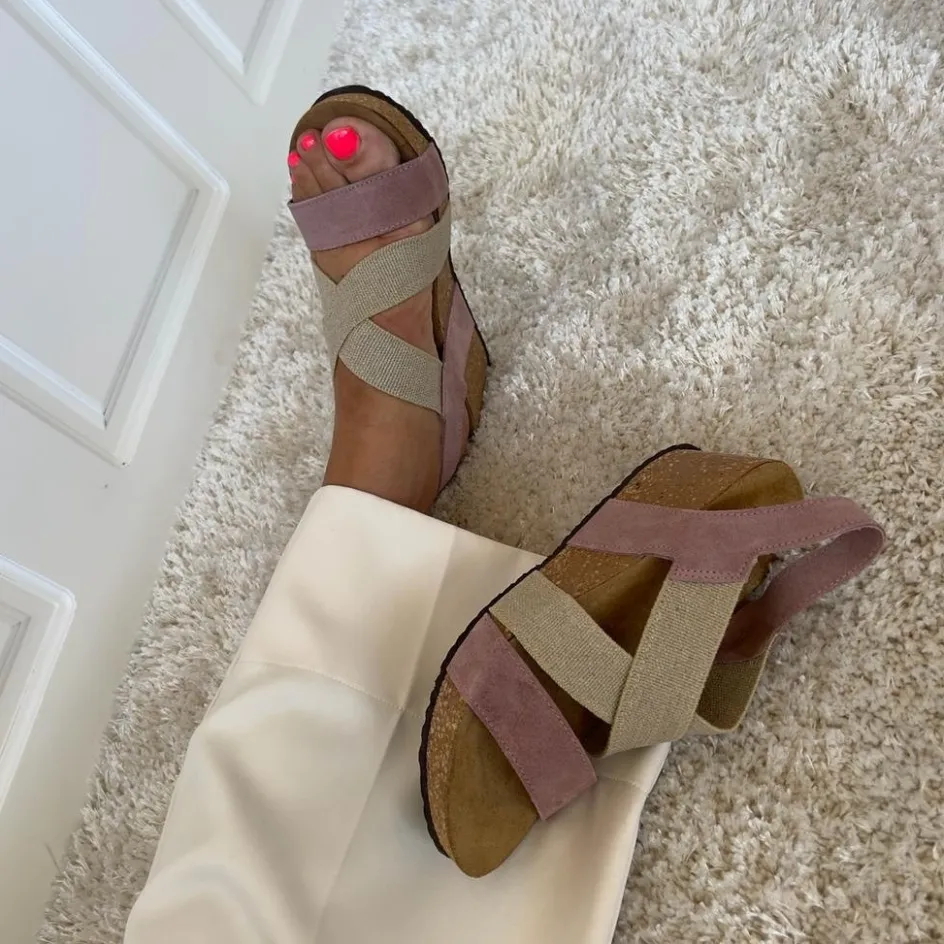 Copenhagen Shoes Sandaler Med Kilehæle*STACIA 21 Canvas - Rose Stacia21 canvas sandal wedge rose