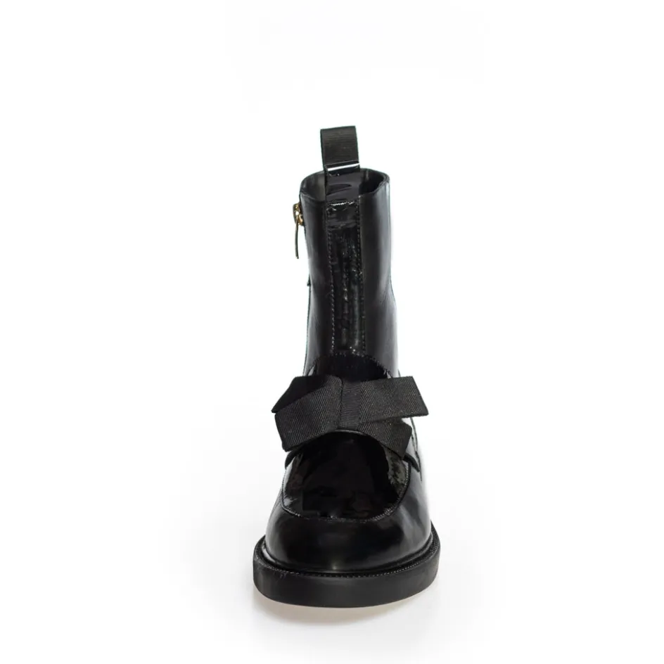 surround_me_boot__black_2.webp Copenhagen Shoes Ankelstøvler*SURROUND ME BOOT - BLACK Surroundme boot boot black