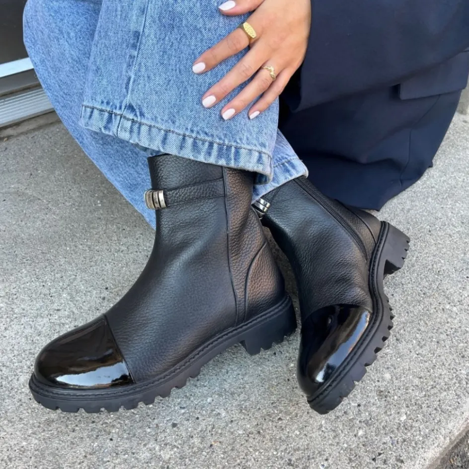 Copenhagen Shoes Chelsea Boots | Ankelstøvler*THE FAIRYTALE AND ME - BLACK/SILVER Thefairytale and me stoevler black silver