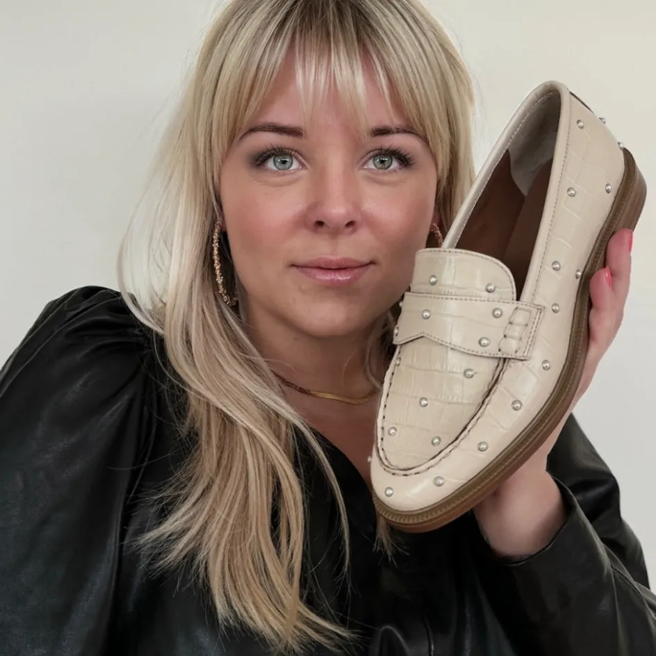 the_pearl_shoe_beige__grey_morn_beige_2.webp Copenhagen Shoes Loafers*THE PEARL SHOE BEIGE - GREY MORN (BEIGE) Grey morn beige