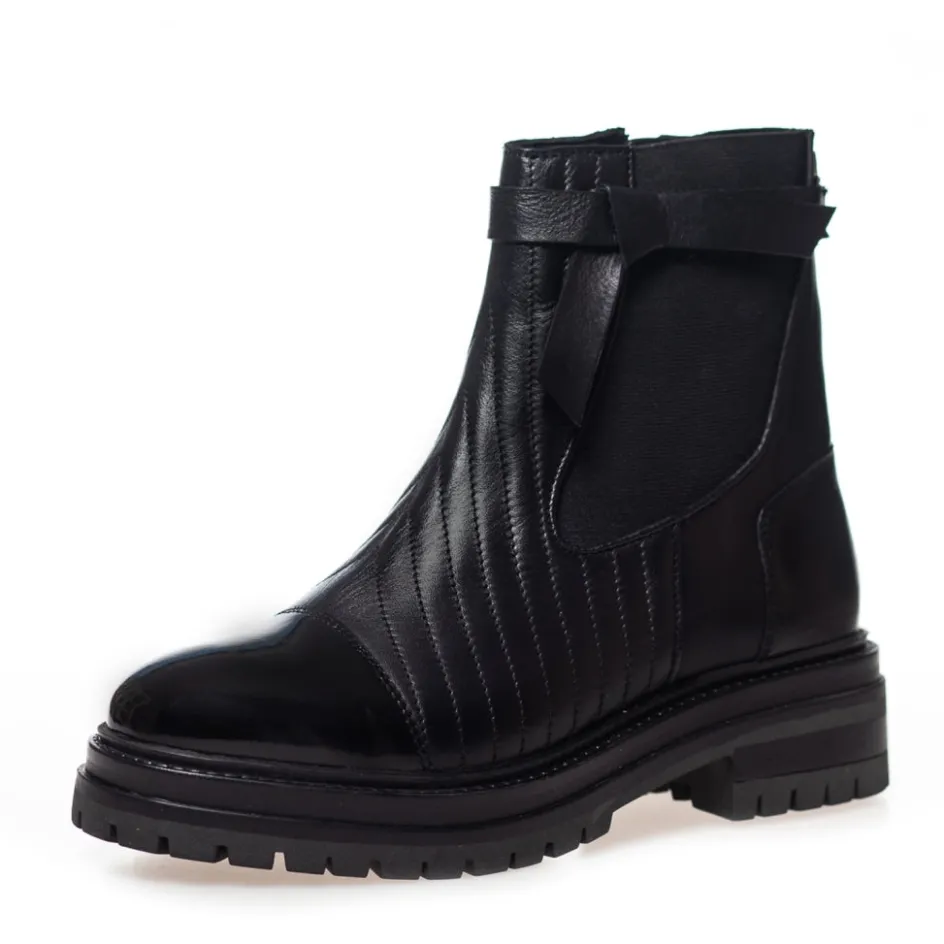 Copenhagen Shoes Chelsea Boots | Ankelstøvler*WHEN AUTUMN COMES - BLACK PATENT Whenautumn comes boot black patent