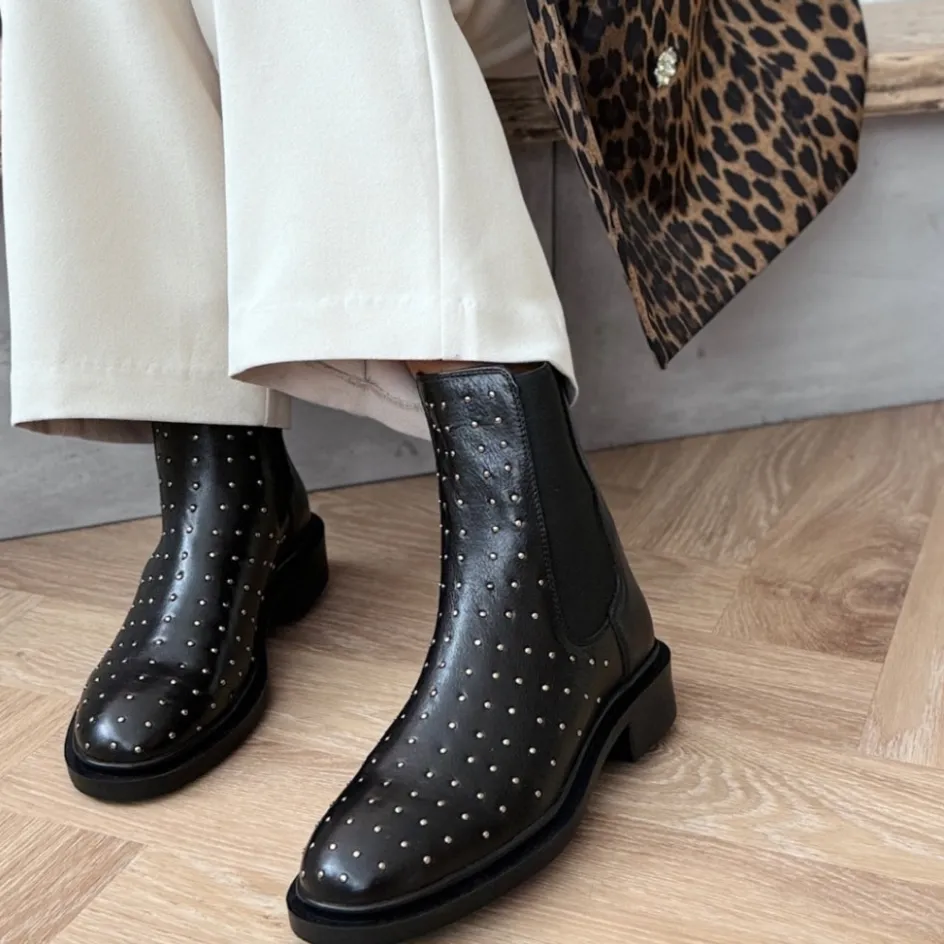 women_support_women__black_4.webp Copenhagen Shoes Ankelstøvler*WOMEN SUPPORT WOMEN - BLACK Womensupport women stoevler black