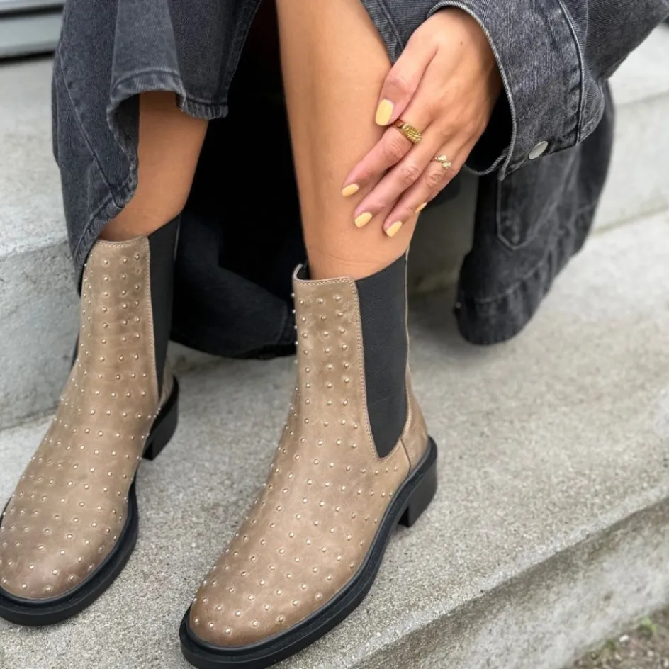 women_support_women__tabacco_grey_8.webp Copenhagen Shoes Ankelstøvler*WOMEN SUPPORT WOMEN - TABACCO (GREY) Womensupport women stoevler tabacco grey