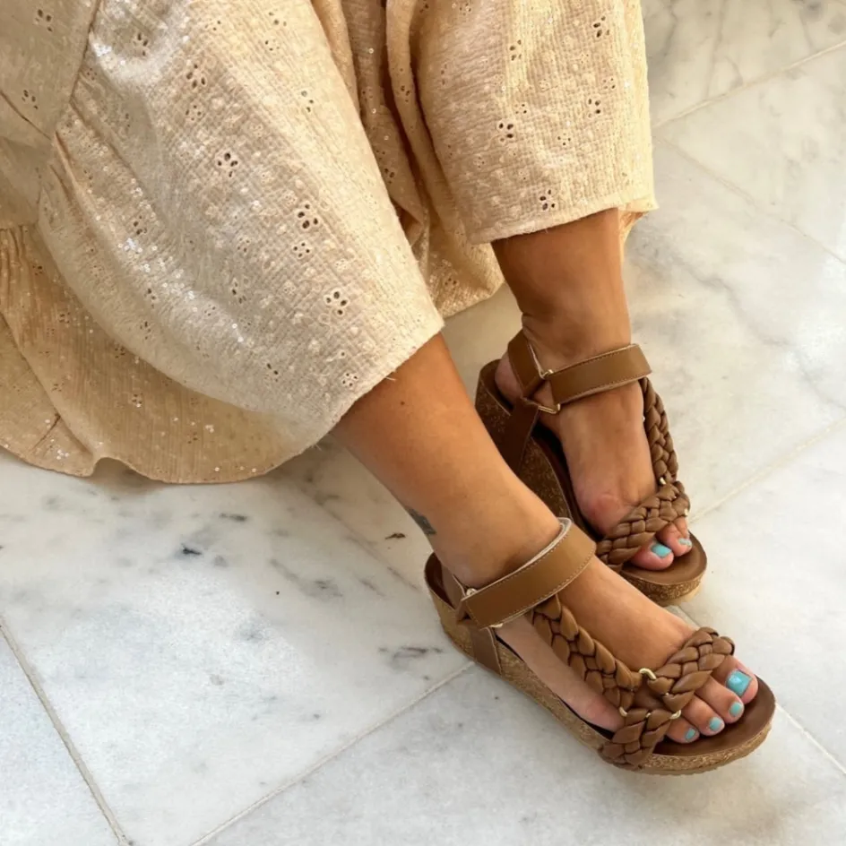 woven_lady__cognac_2.webp Copenhagen Shoes Sandaler Med Kilehæle*WOVEN LADY - COGNAC Wovenlady sandal wedge cognac