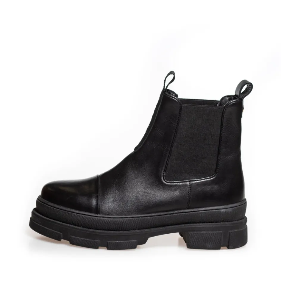 Copenhagen Shoes Chelsea Boots | Ankelstøvler*YOU AND ME LOW 22 - Black (with Black Sole) Youand me low 22 boot black with black sole