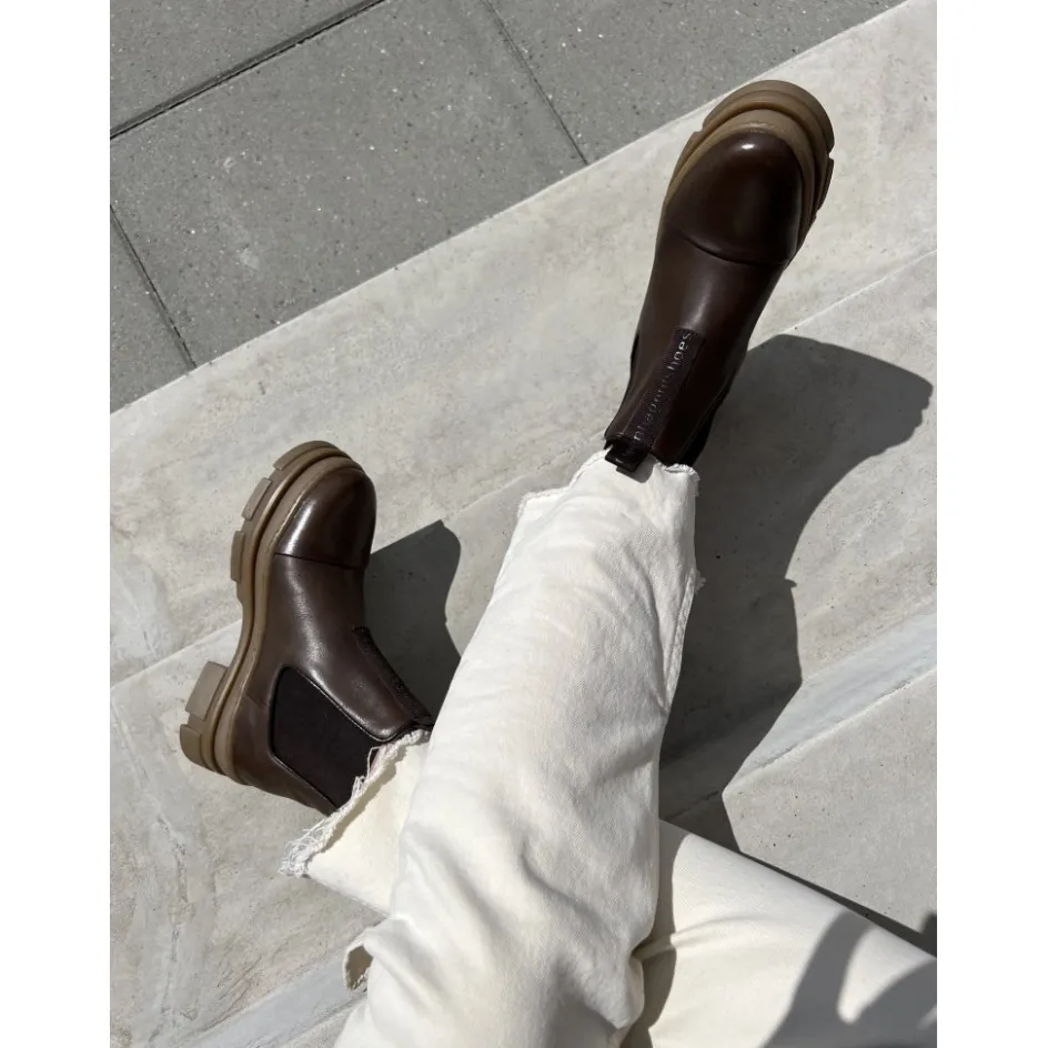 Copenhagen Shoes Ankelstøvler | Chelsea Boots*YOU AND ME LOW 22 - Dark Brown Youand me low 22 boot dark brown