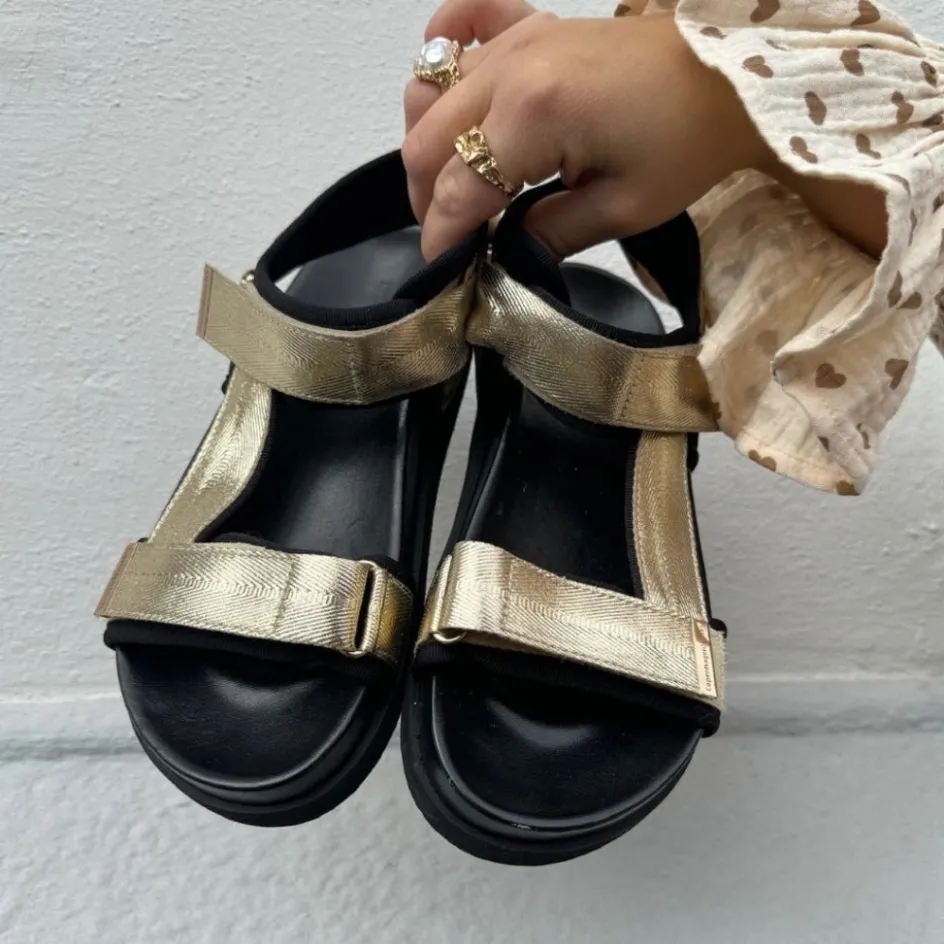 Copenhagen Shoes Flade Sandaler*YOU MOVE ME - Gold
